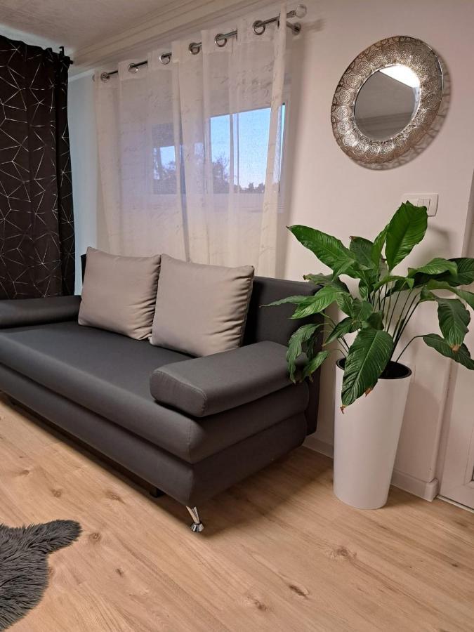 Studio Apartman Maris Lejlighed Zadar Eksteriør billede