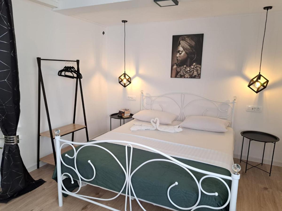 Studio Apartman Maris Lejlighed Zadar Eksteriør billede